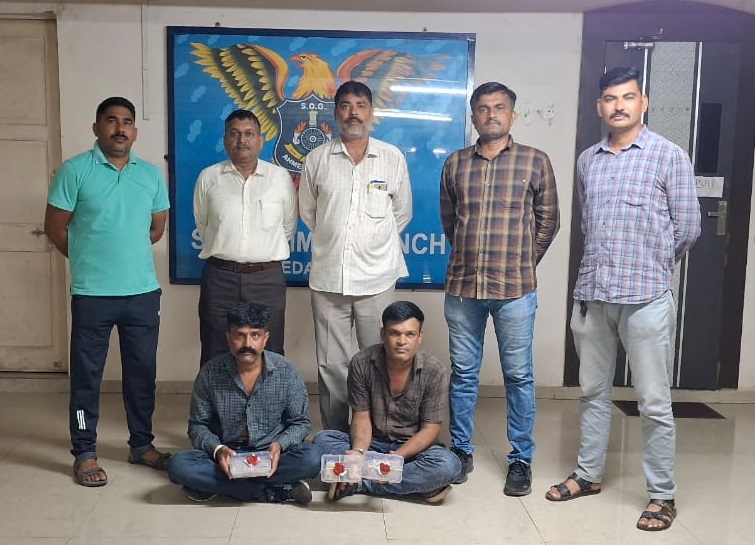 અરવલ્લી મોડાસાના બે યુવકો અમદાવાદમાં 48 લાખ ઉપરાંતના મેફેડ્રોન ડ્રગ્સ સાથે ઝડપાયા