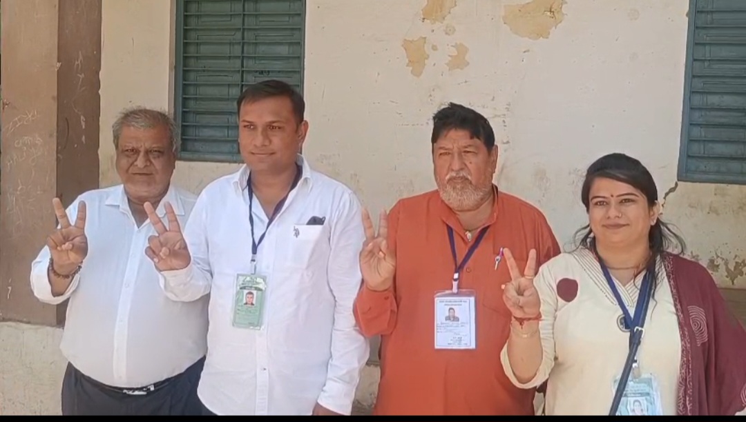 કપડવંજમાં ભાજપનો ‘ગઢ’ અકબંધ: ૨૮ માંથી ૧૯ બેઠકો સાથે ભગવો લહેરાયો, અનેક દિગ્ગજોના સૂપડા સાફ