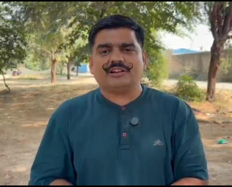 ભાવનગર જિલ્લા સહકારી બેંકમાં ખળભળાટ! ચેરમેન-વાઇસ ચેરમેન સહિત ચાર સત્તાધીશો હોદ્દા પરથી દૂર
